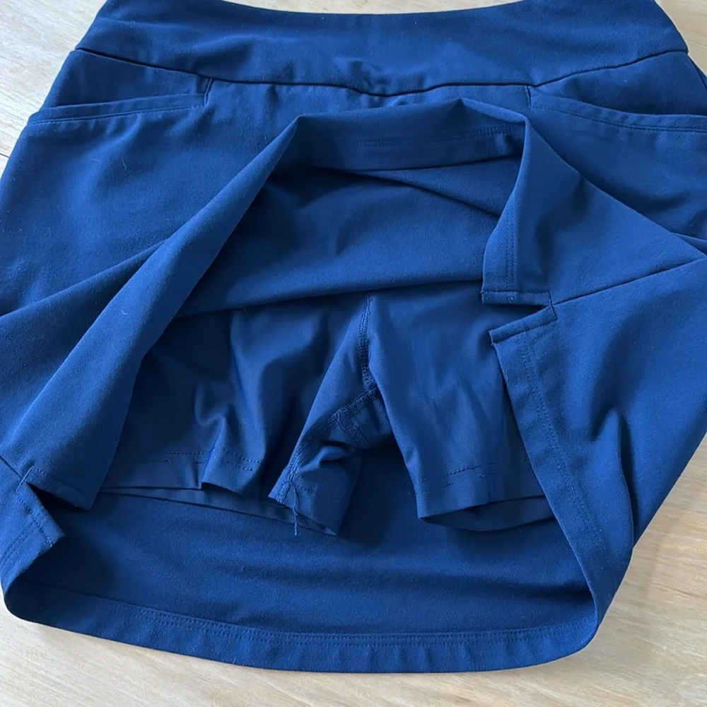Adidas climalite golf skort size small.